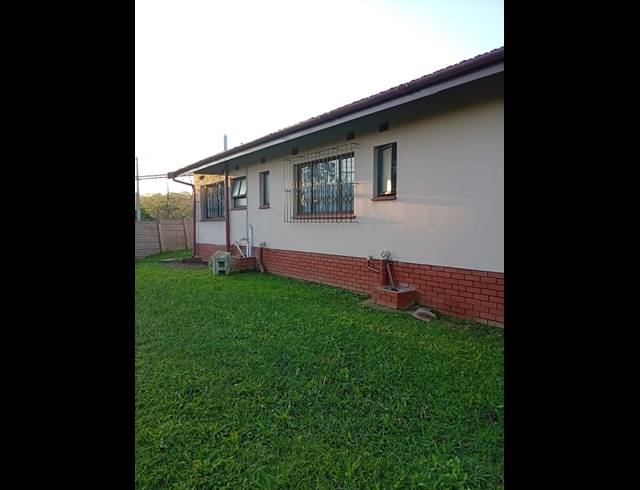 3 BEDROOM SIMPLEX FOR SALE IN BELLAIR